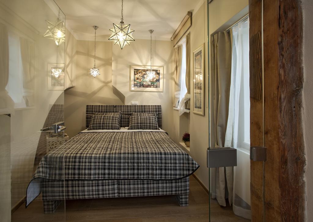 Igor And David Apartments Praha Rom bilde